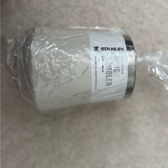 🆕 NWT Stanley Cream Tumbler Travel Sports Beach On the Go Happy Hour Coffee - Picture 7 of 7